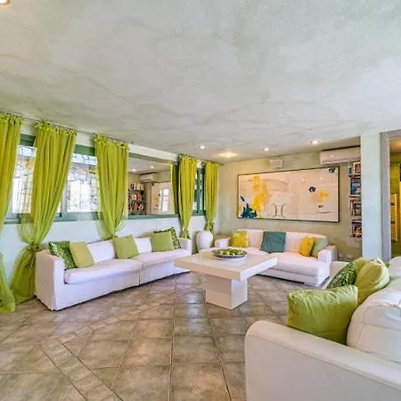 Vila Rosa Naregno